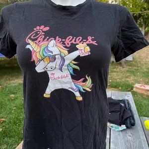 Chick-Fil-A Unicorn Dabbing Shirt Women's Size Small